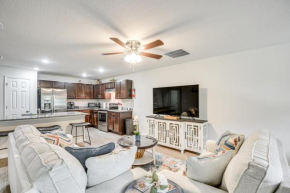 Palm Coast Duplex with Screened Patio, Near Beaches!